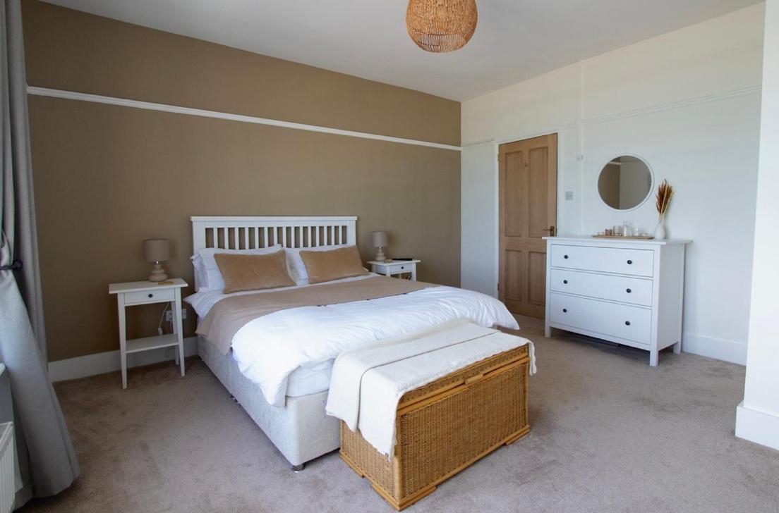 Beach View, 4 Bedroom House Opposite The Sea! Sleeps 10 桑盖特 外观 照片
